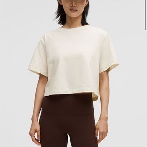 lululemon “all yours” cropped Cream Tee XXS